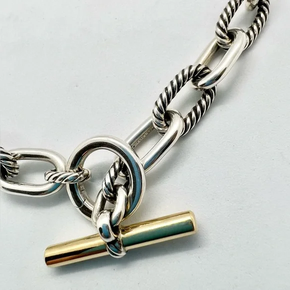 David Yurman Madison Toggle Chain Necklace with 18K Yellow Gold - Picture 9 of 13